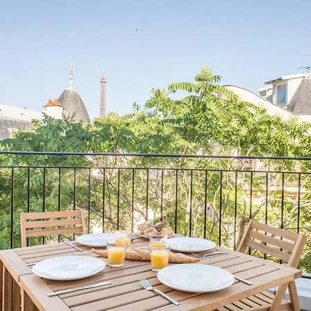 Guestready - Scenic Eiffel Tower View In 16th Arr. Paris