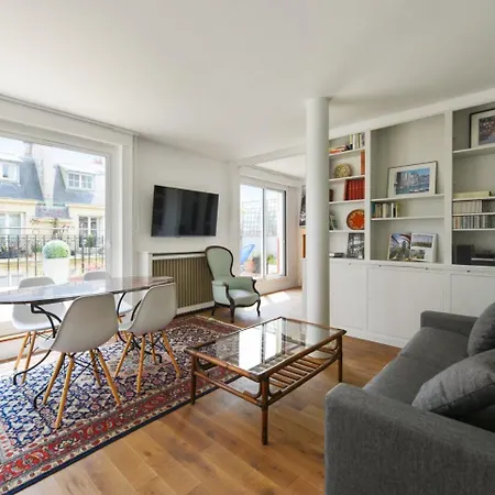 Guestready - Scenic Eiffel Tower View In 16th Arr. Apartment