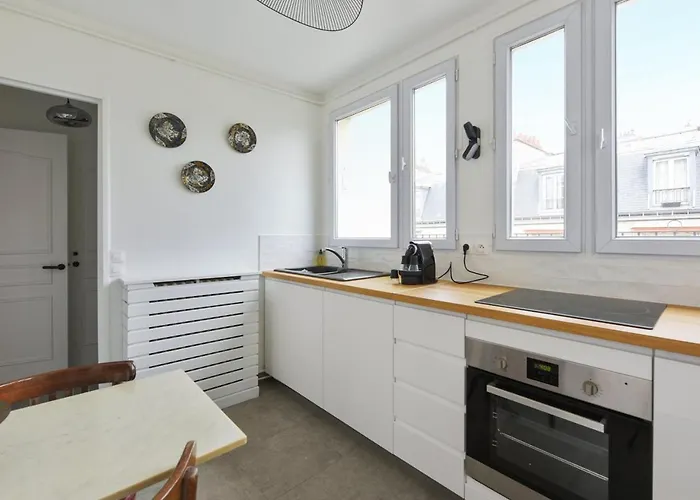 Guestready - Scenic Eiffel Tower View In 16th Arr. * Paris
