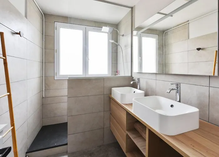 Guestready - Scenic Eiffel Tower View In 16th Arr. شقة *